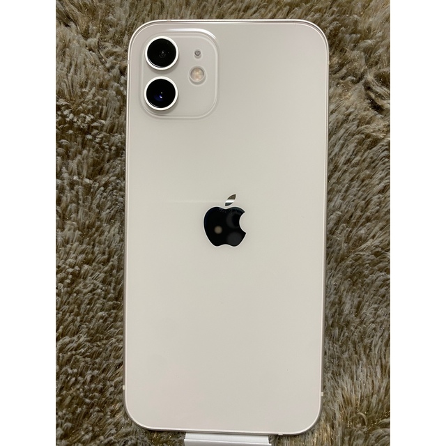 Apple(アップル)の完済済 新品 NTTドコモ docomo iphone12 64GB ホワイト スマホ/家電/カメラのスマートフォン/携帯電話(スマートフォン本体)の商品写真