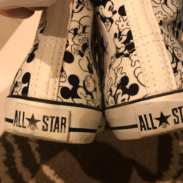 CONVERSE(コンバース)のコンバース　ALL STAR 子供用　スニーカー　ミッキーマウス キッズ/ベビー/マタニティのキッズ靴/シューズ(15cm~)(スニーカー)の商品写真