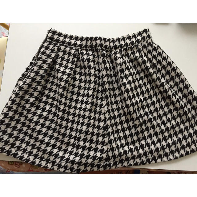 WEGO(ウィゴー)の千鳥格子柄スカート レディースのスカート(ひざ丈スカート)の商品写真
