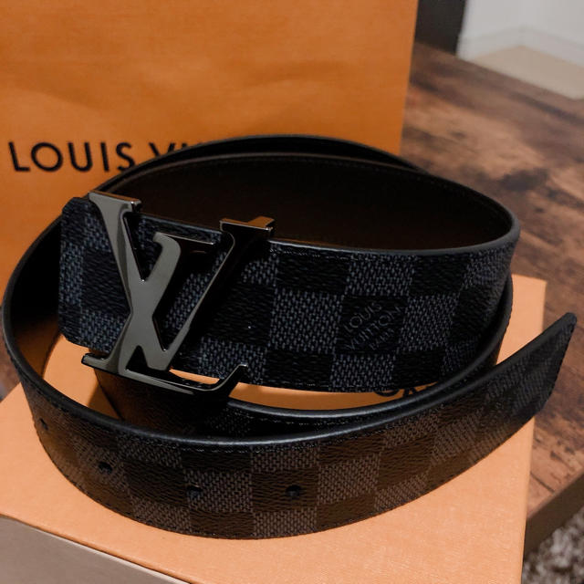 新品　未使用　LOUIS VUITTON ルイヴィトン　人気　ベルト　ダミエのサムネイル