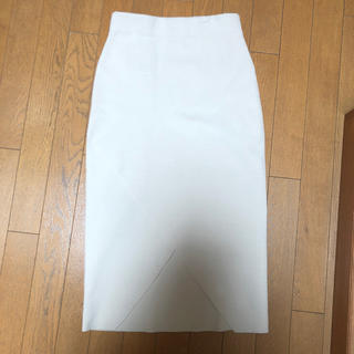 ラグナムーン(LagunaMoon)のLAGUNAMOONホワイトスカート(ひざ丈スカート)