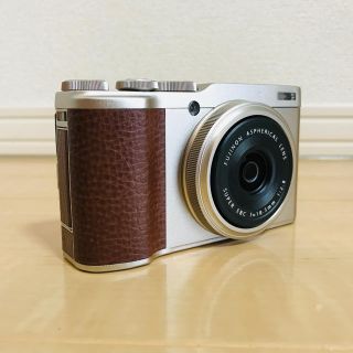 フジフイルム(富士フイルム)の値下げ　富士フイルム FUJIFILM XF10 シャンパンゴールド(コンパクトデジタルカメラ)