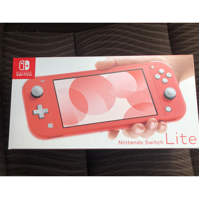 【新品】【送料込】 Nintendo Switch Lite コーラル