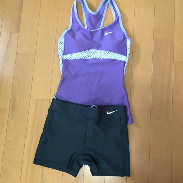 NIKE(ナイキ)のお値下げ中‼️スイムウェア レディースの水着/浴衣(水着)の商品写真