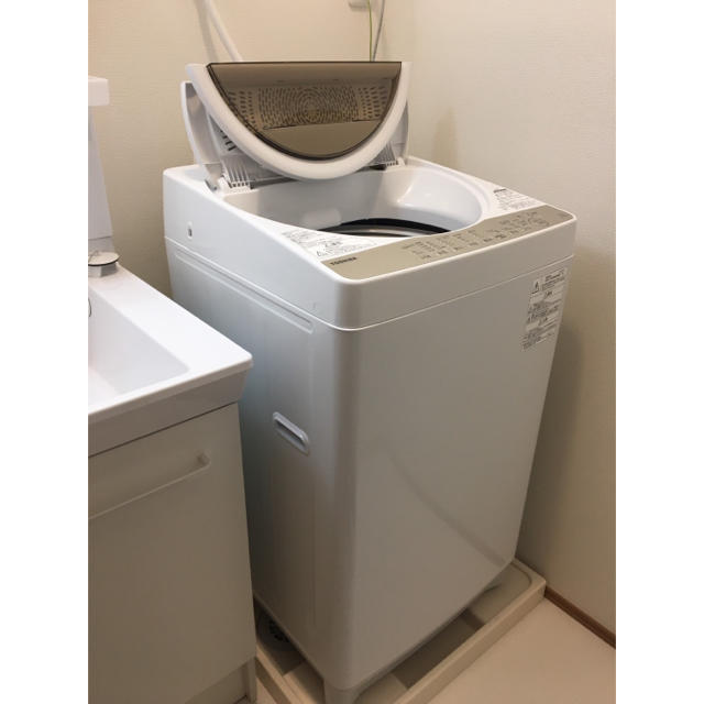 東芝 - 【新品同様】2019年製東芝洗濯機 AW-7G8の通販 by コチレ's ...