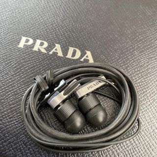 プラダ(PRADA)のPRADA イヤフォン　新品(ヘッドフォン/イヤフォン)