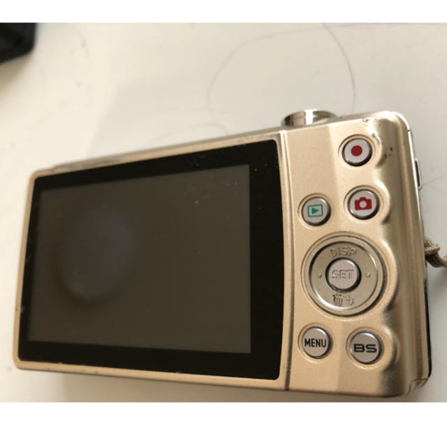 CASIO(カシオ)のCASIO EXILIM EX-Z270GD ゴールド スマホ/家電/カメラのカメラ(コンパクトデジタルカメラ)の商品写真