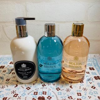 モルトンブラウン(MOLTON BROWN)のモルトンブラウン バス&シャワージェルとボディローション(ボディソープ/石鹸)