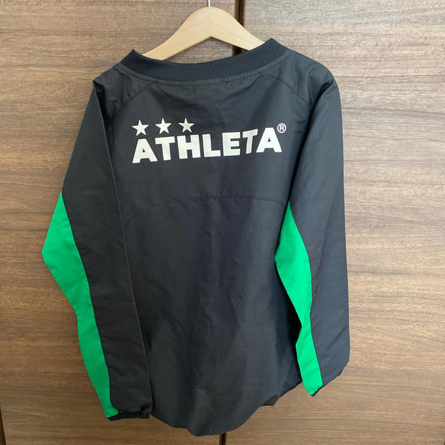 ATHLETA(アスレタ)のウィンドブレーカー　130cm スポーツ/アウトドアのランニング(ウェア)の商品写真