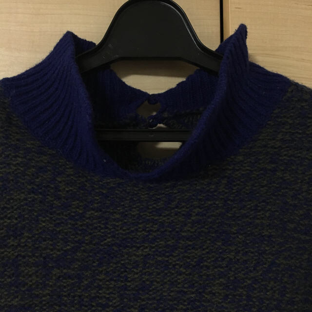 KBF(ケービーエフ)のお値下げ🔻KBF✨紺×カーキ ニット レディースのトップス(ニット/セーター)の商品写真