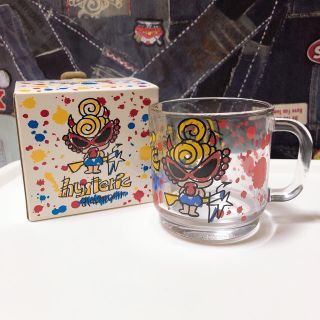 ヒステリックミニ(HYSTERIC MINI)のヒスミニ マグカップ コップ 食器 ガラス 持ち手付き(マグカップ)