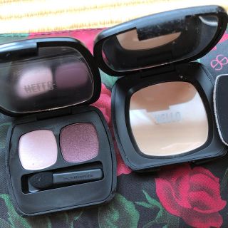 ベアミネラル(bareMinerals)のベアミネラル　タッチアップベールとアイシャドーセット(フェイスパウダー)