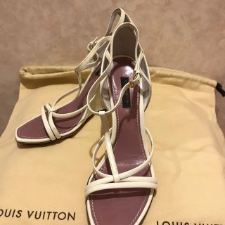 ルイヴィトン(LOUIS VUITTON)のルイヴィトン LOUIS VUITTON ヒール サンダル(ハイヒール/パンプス)