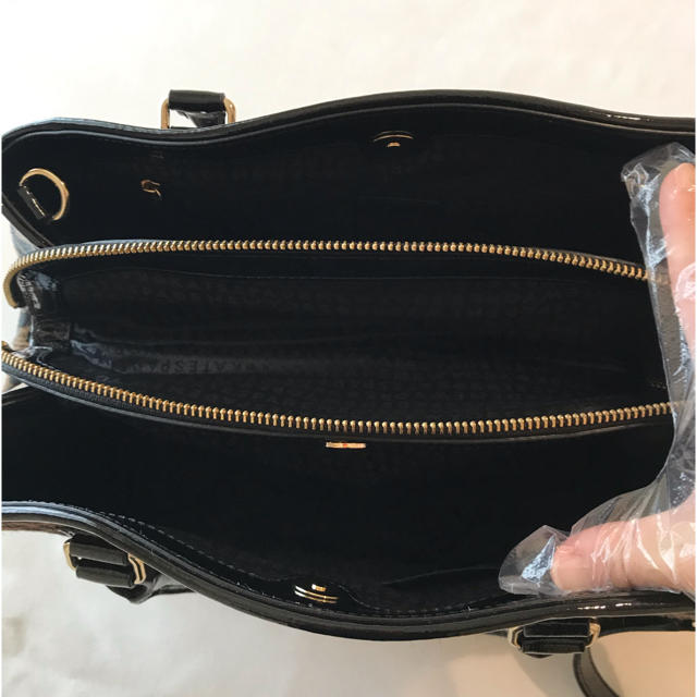 kate spade new york(ケイトスペードニューヨーク)の未使用品Kate spade/ケイトスペード　本ハラコバッグ　レオパード柄 レディースのバッグ(ハンドバッグ)の商品写真