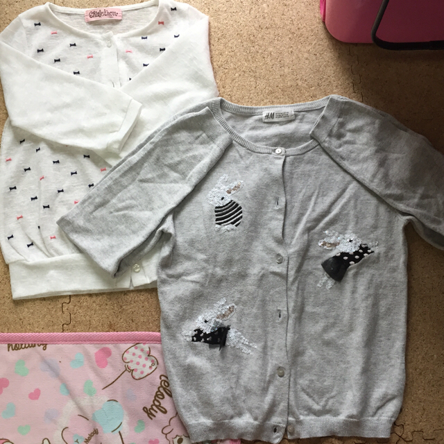 H&M(エイチアンドエム)のカーディガン、薄生地セーター キッズ/ベビー/マタニティのキッズ服男の子用(90cm~)(カーディガン)の商品写真