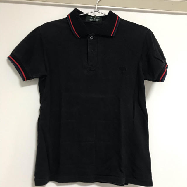 FRED PERRY(フレッドペリー)のフレッドペリー　ポロシャツ　黒 レディースのトップス(ポロシャツ)の商品写真