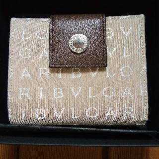 ブルガリ(BVLGARI)のBVLGARI  二つ折財布  <22242>(財布)