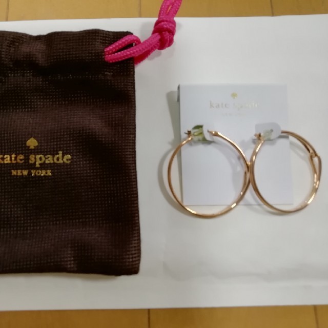 Kate　spadeピアス