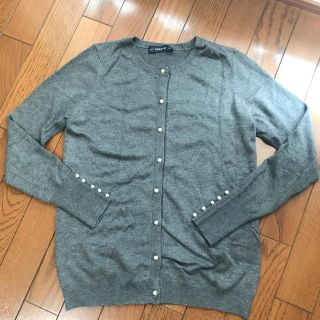 ザラ(ZARA)のZARA パール付きチャコールグレーカーディガン(カーディガン)