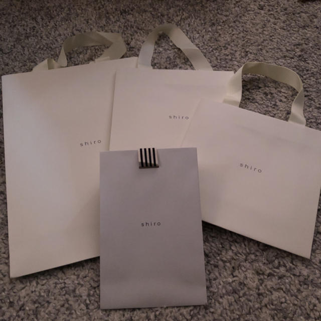 shiro(シロ)のshiro  旧ロゴ　ショップ袋　ショッパー　4枚セット レディースのバッグ(ショップ袋)の商品写真