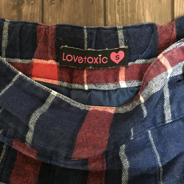 lovetoxic(ラブトキシック)のラブトキシック  チェックスカート キッズ/ベビー/マタニティのキッズ服女の子用(90cm~)(スカート)の商品写真