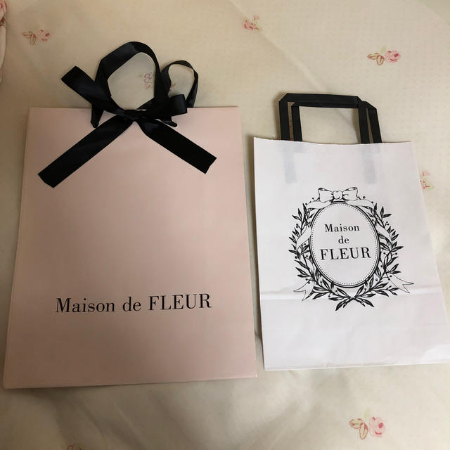 Maison de FLEUR(メゾンドフルール)のメゾンドフルール　ショップ袋 レディースのバッグ(ショップ袋)の商品写真