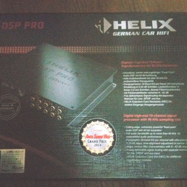 中古 良好 ヘリックス HELIX DSP PRO 自動車/バイクの自動車(カーオーディオ)の商品写真