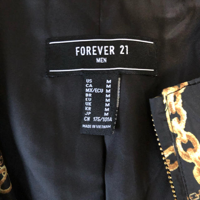 forever21のジャケット メンズのジャケット/アウター(ナイロンジャケット)の商品写真