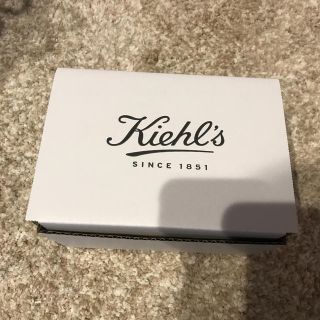 キールズ(Kiehl's)のキールズ　ギフトボックス、ショッパー袋　未使用(ラッピング/包装)