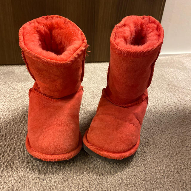 UGG(アグ)のUGG 16.5cmくらい　ピンク キッズ/ベビー/マタニティのキッズ靴/シューズ(15cm~)(ブーツ)の商品写真