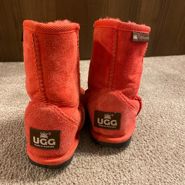 UGG(アグ)のUGG 16.5cmくらい　ピンク キッズ/ベビー/マタニティのキッズ靴/シューズ(15cm~)(ブーツ)の商品写真