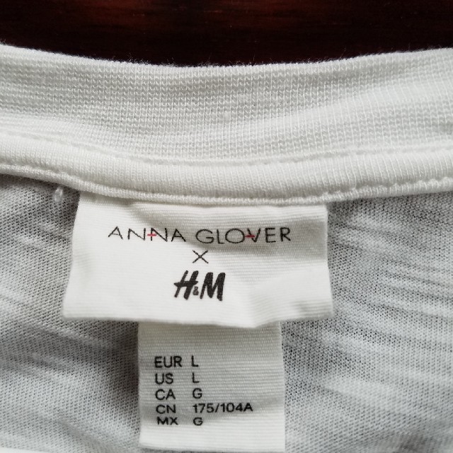 H&M(エイチアンドエム)のH&M　コラボ刺繍ビーズTシャツ　海外Ｌサイズ　大きいサイズ レディースのトップス(Tシャツ(半袖/袖なし))の商品写真