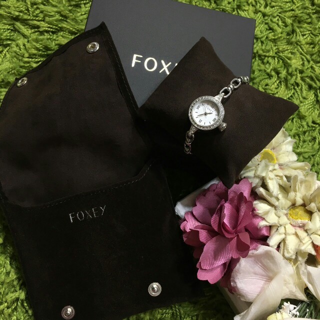 FOXEY(フォクシー)のガブリエル様専用　お値引き レディースのアクセサリー(ブレスレット/バングル)の商品写真