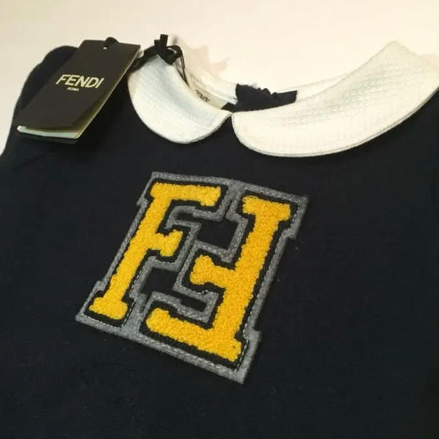 FENDI(フェンディ)のフェンディ 丸袖ワンピース 紺色 キッズ/ベビー/マタニティのベビー服(~85cm)(ワンピース)の商品写真