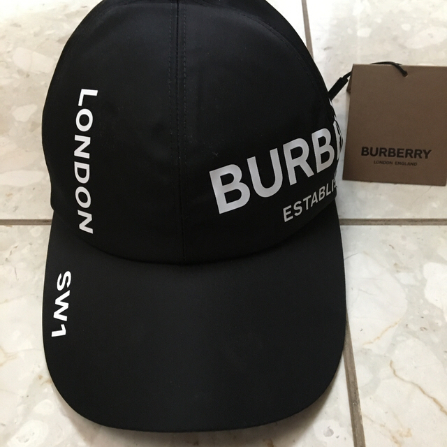 BURBERRY(バーバリー)のBURBERRY ベースボールキャップ レディースの帽子(キャップ)の商品写真