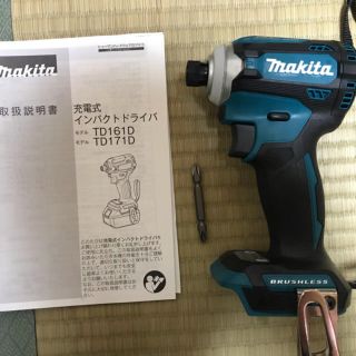 マキタ(Makita)のマキタ インパクトドライバTD171(18V) 新品未使用品！(工具/メンテナンス)