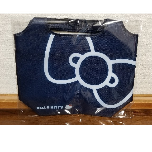 ハローキティ(ハローキティ)のハローキティ　ローソンオリジナリティー　保冷エコバッグ レディースのバッグ(エコバッグ)の商品写真