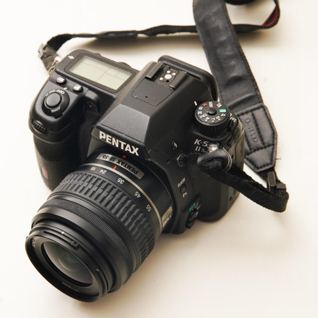 PENTAX(ペンタックス)のPENTAX K-5IIs / ペンタックス スマホ/家電/カメラのカメラ(デジタル一眼)の商品写真