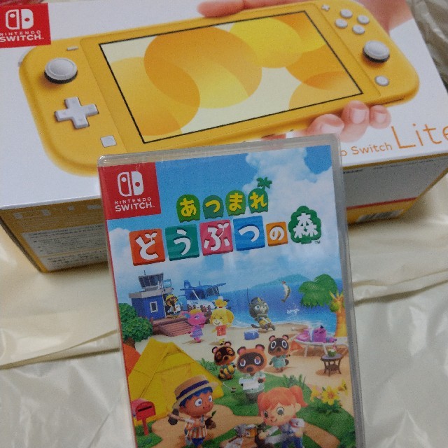 ニンテンドースイッチライト　本体　イエロー　どうぶつの森　ソフト