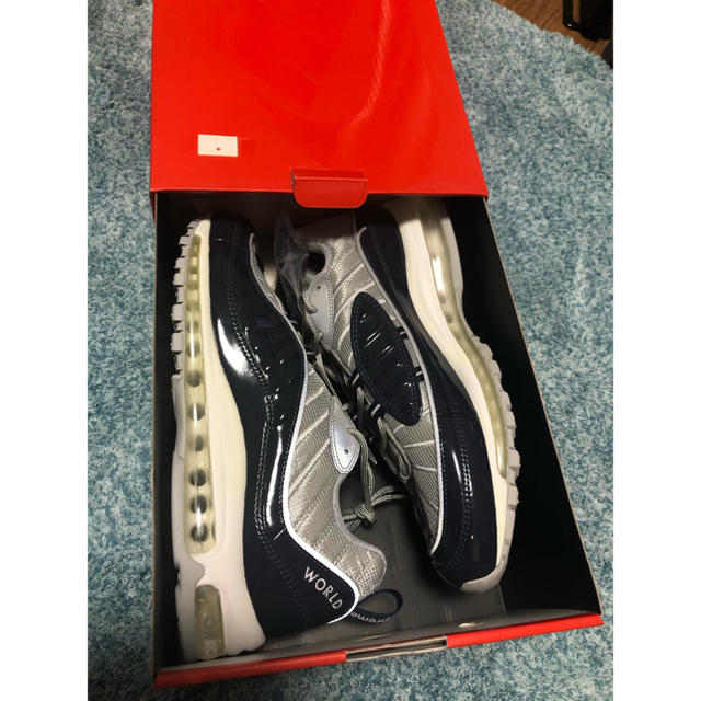 新品　NIKE AIR MAX 98 SUPREME