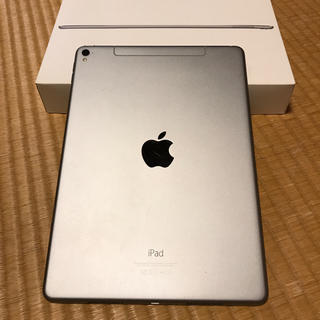 アイパッド(iPad)のげるお様専用iPad pro 9.7インチwifi+cellular 256GB(タブレット)