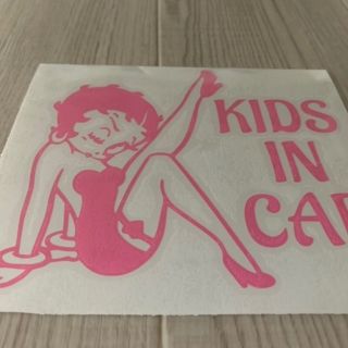 ベティー  kids in car　ステッカー　シール(その他)