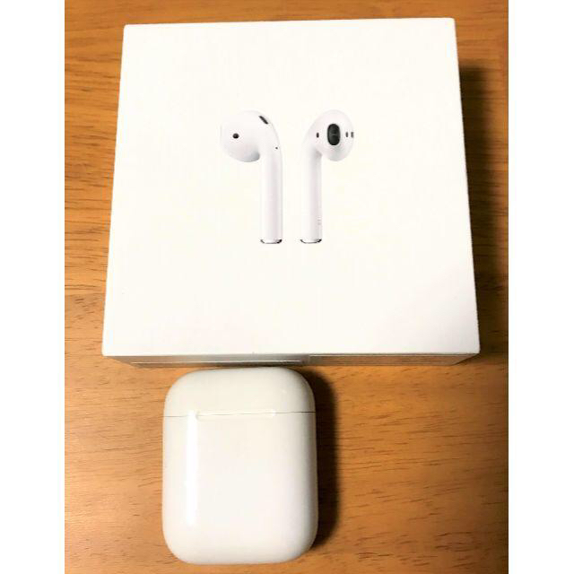 ヘッドフォン/イヤフォンAirPods MMEF2J/A (第1世代)