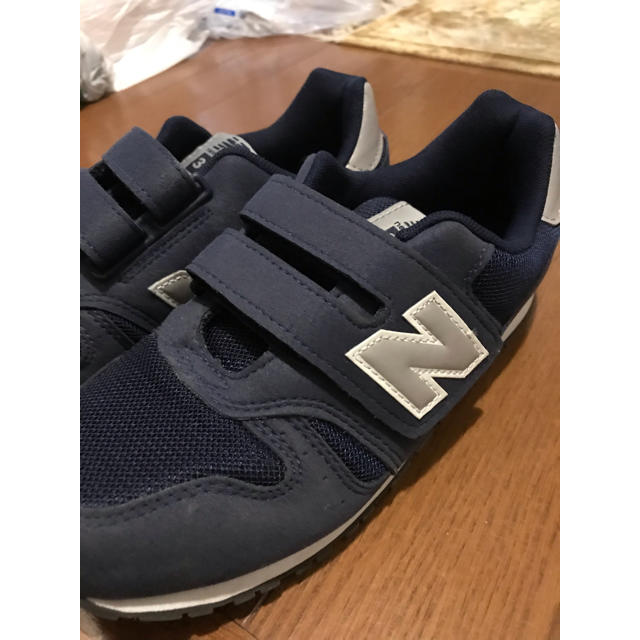 New Balance(ニューバランス)のニューバランス  22.5 美品 キッズ/ベビー/マタニティのキッズ靴/シューズ(15cm~)(スニーカー)の商品写真