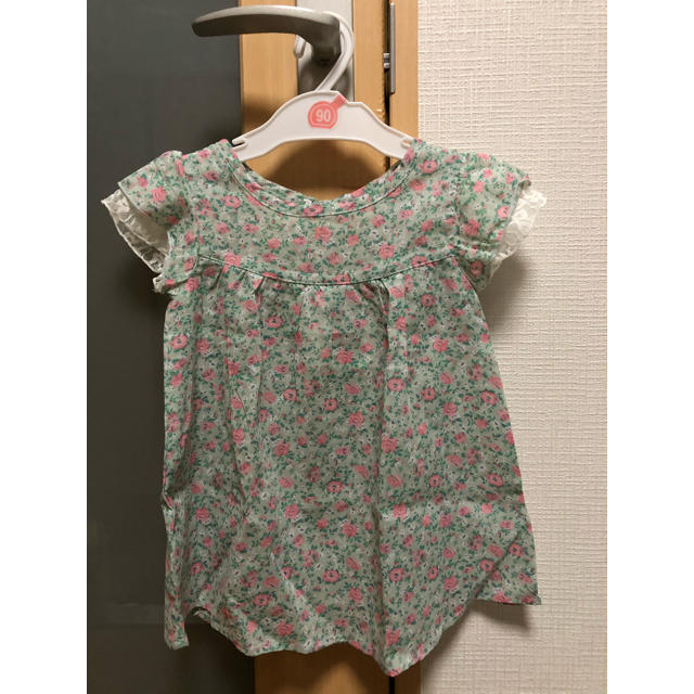 西松屋(ニシマツヤ)の女の子ワンピース　90cm キッズ/ベビー/マタニティのキッズ服女の子用(90cm~)(ワンピース)の商品写真