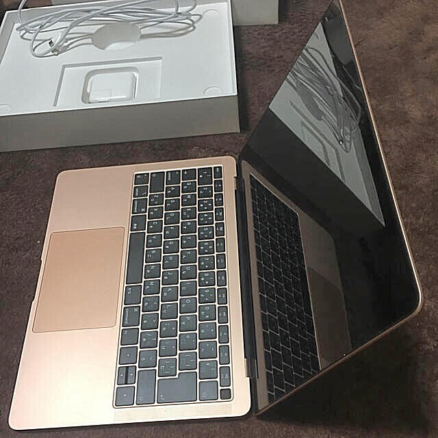 Mac (Apple) - MacBook Air (Retina,13-inch, 2019) の通販 by たま's shop｜マックならラクマ 在庫得価