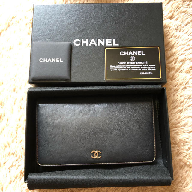 CHANEL(シャネル)のCHANEL 長財布 レディースのファッション小物(財布)の商品写真