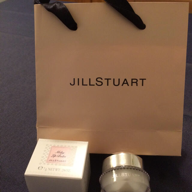 JILLSTUART(ジルスチュアート)の未使用☆JILLSTUARTリップバーム コスメ/美容のスキンケア/基礎化粧品(リップケア/リップクリーム)の商品写真