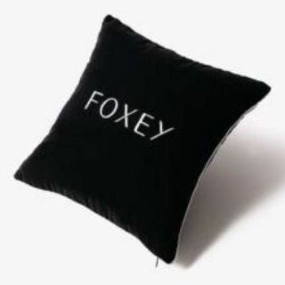 フォクシー(FOXEY)のFOXEY　ノベルティ　ベロアクッション(クッション)