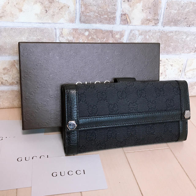 Gucci(グッチ)の《超美品》GUCCI(グッチ)長財布 レディースのファッション小物(財布)の商品写真